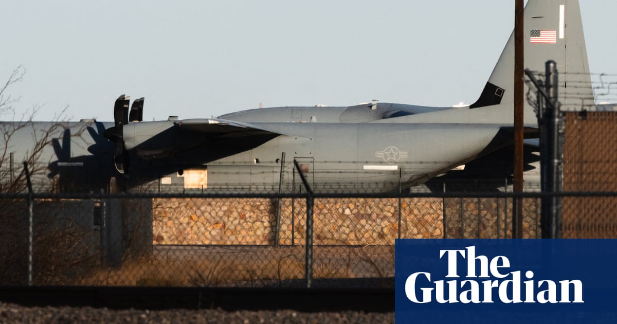 US supreme court clears way for Trump to deport migrants to countries not their own