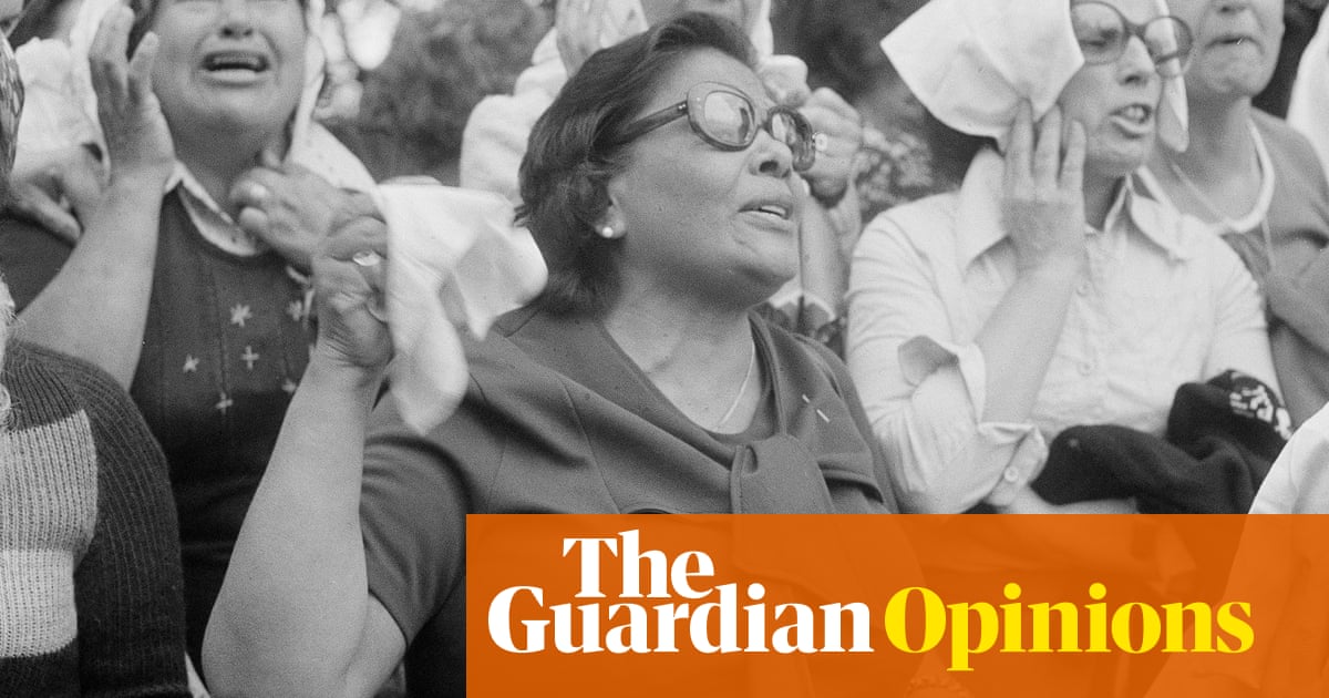I was disappeared under Argentina’s dictatorship. I know how autocracy begins | Miriam Lewin