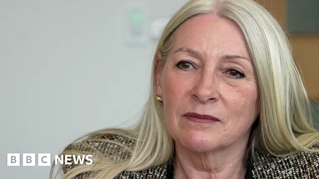 Council leader sorry for 'poor people' social post