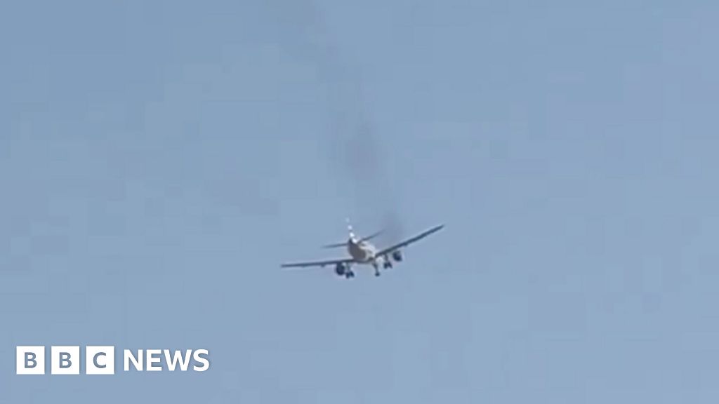 Watch: Smoke seen from plane engine after takeoff from Las Vegas