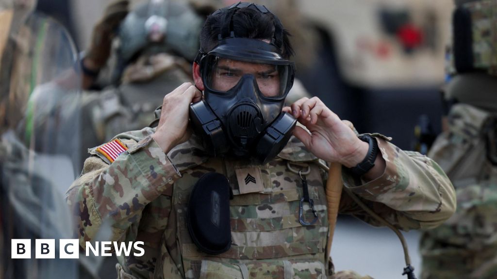 Appeals court temporarily allows Trump to keep National Guard in LA