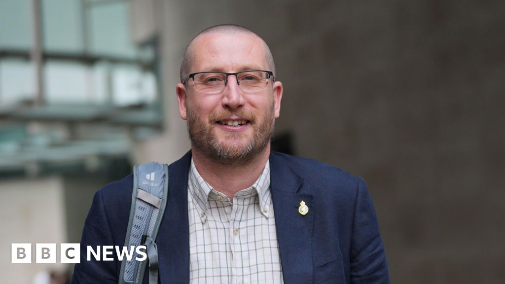 Labour didn't do enough thinking, ex-top official says