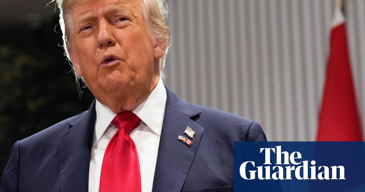 Donald Trump repeats call for Russia to be readmitted at G7 summit in Canada