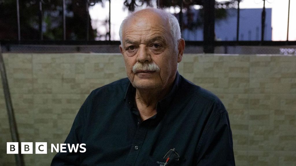 Iran missile strikes: Father's anger exposes divide in Israeli society