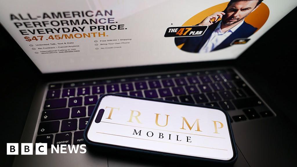 Trump Organization enters mobile phone business