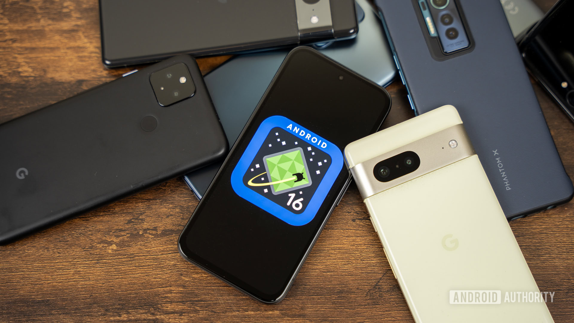 Android 16 logo on smartphone 08