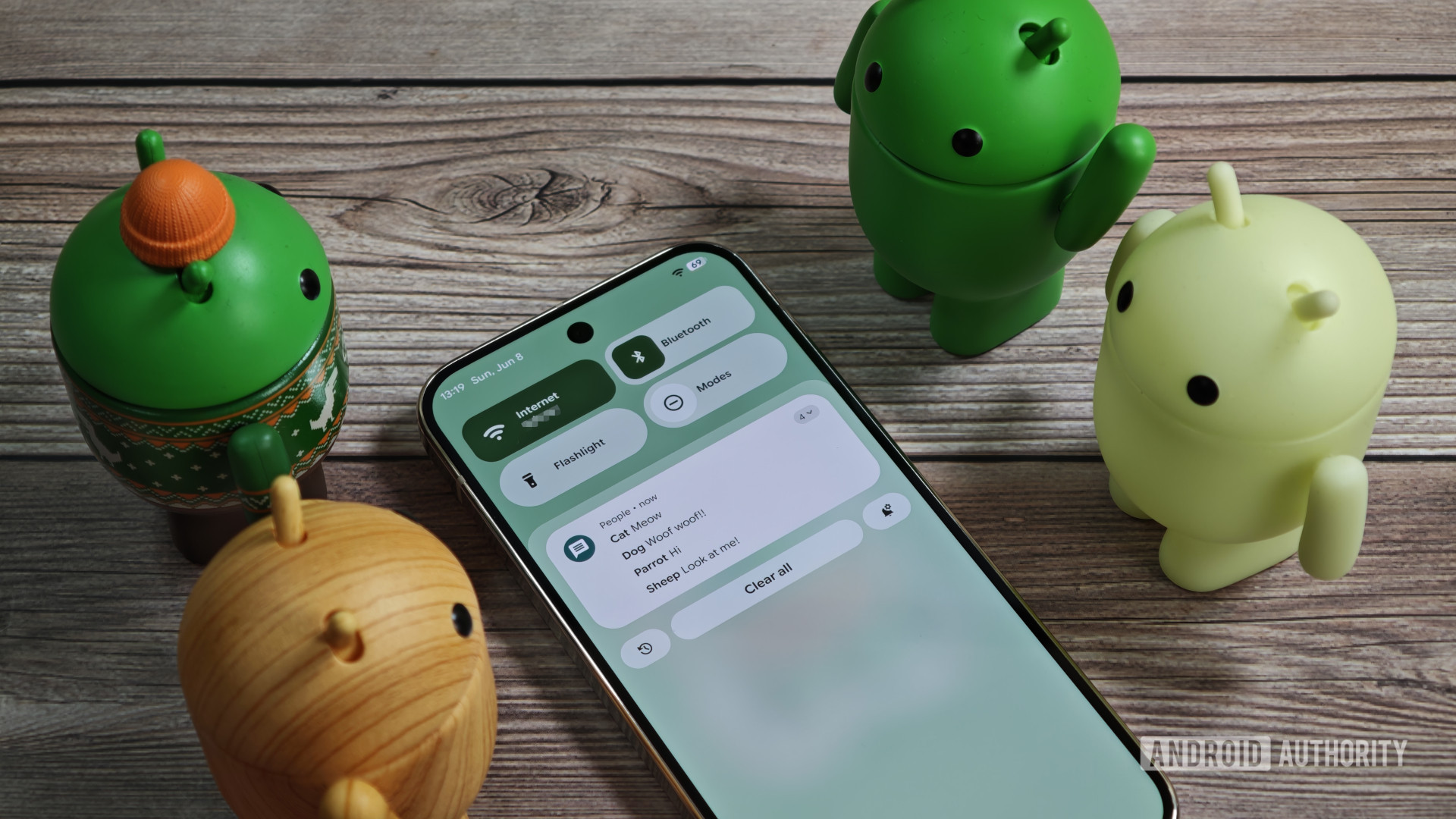 Android 16 reduces notification clutter with this simple but needed change