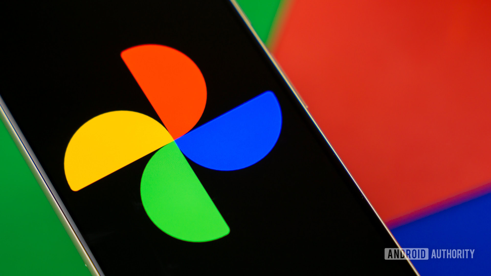 Google Photos will soon suggest advanced edits with a single tap