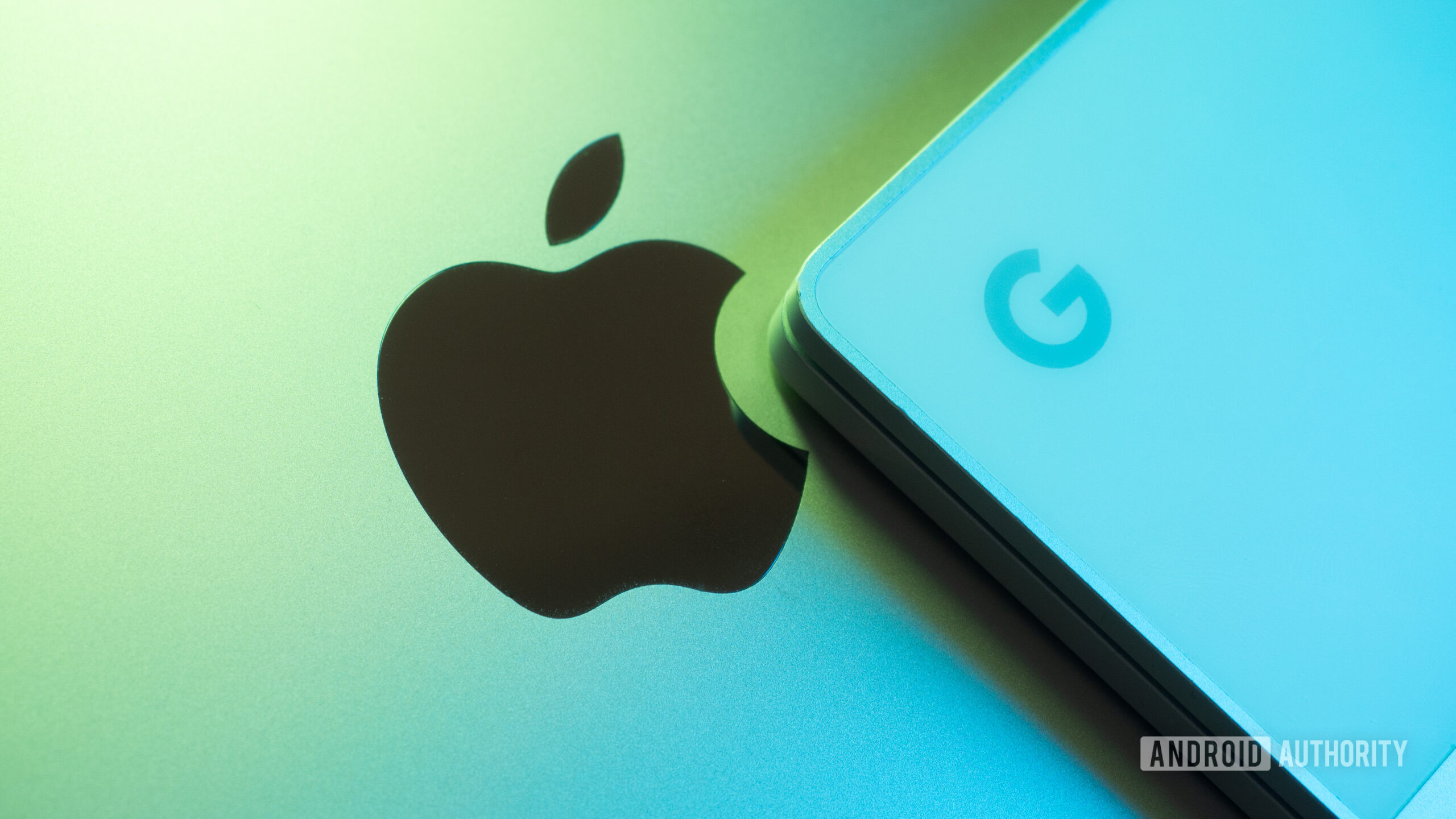 apple macbook logo google pixelbook 1