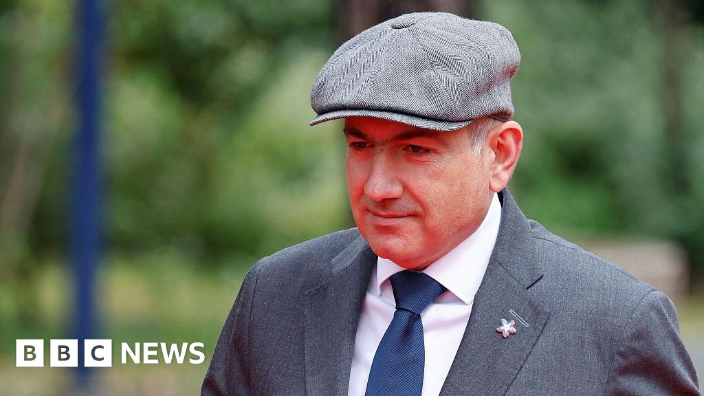 Armenia's PM offers to expose himself in escalating Church row