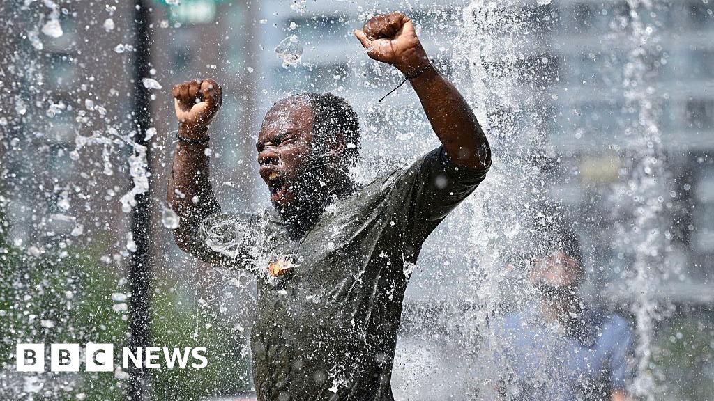 Millions swelter as heatwave descends on North America