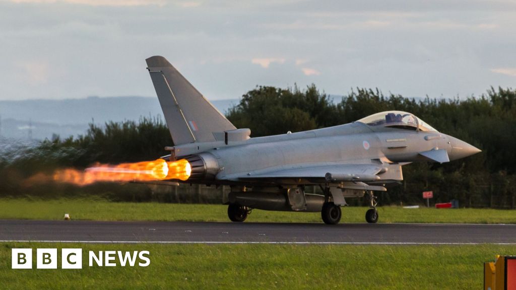 UK sends more RAF jets to Middle East as PM urges de-escalation