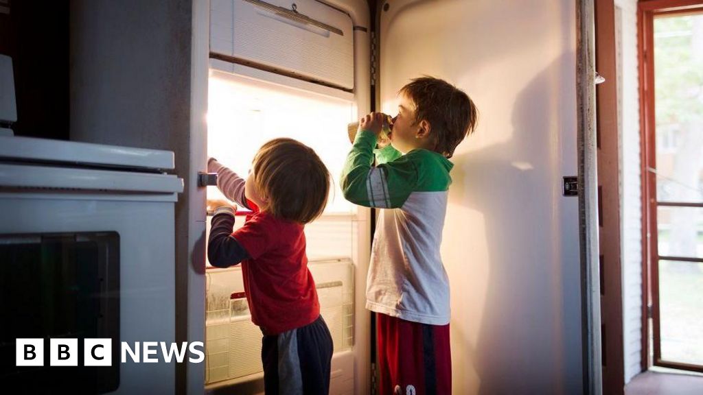 Children living in 'Dickensian' poverty, says commissioner