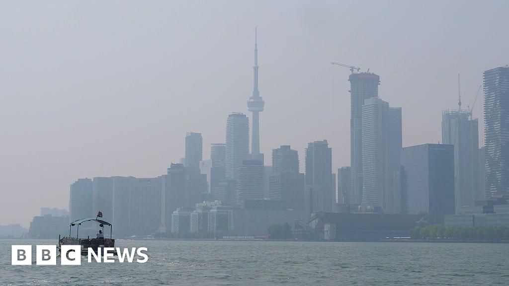 Air quality alerts issued in Canada and  US as wildfires continue to burn