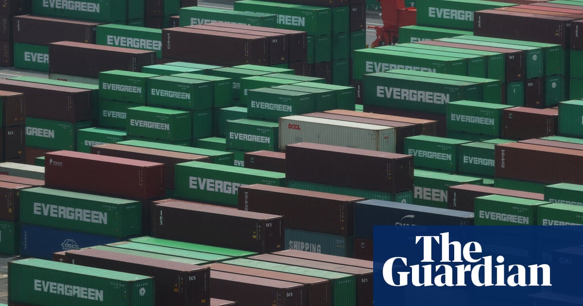 Trump steps up trade wars with 25% tariffs on Japan and South Korea