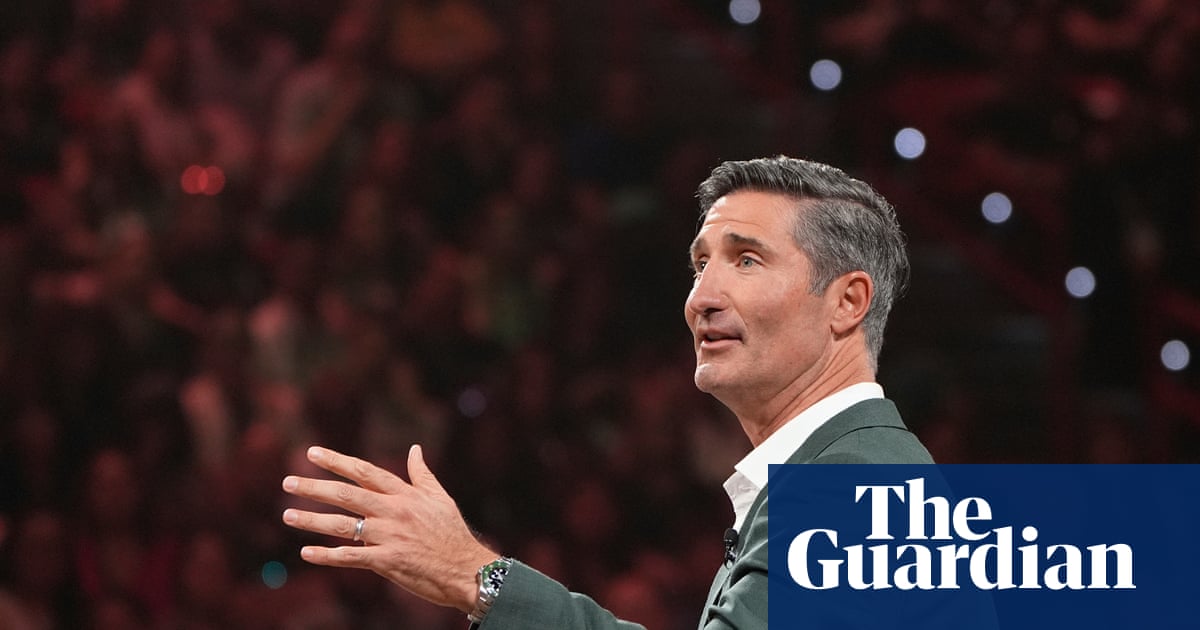 CEO pay climbs ahead of Trump tax windfall for wealthy