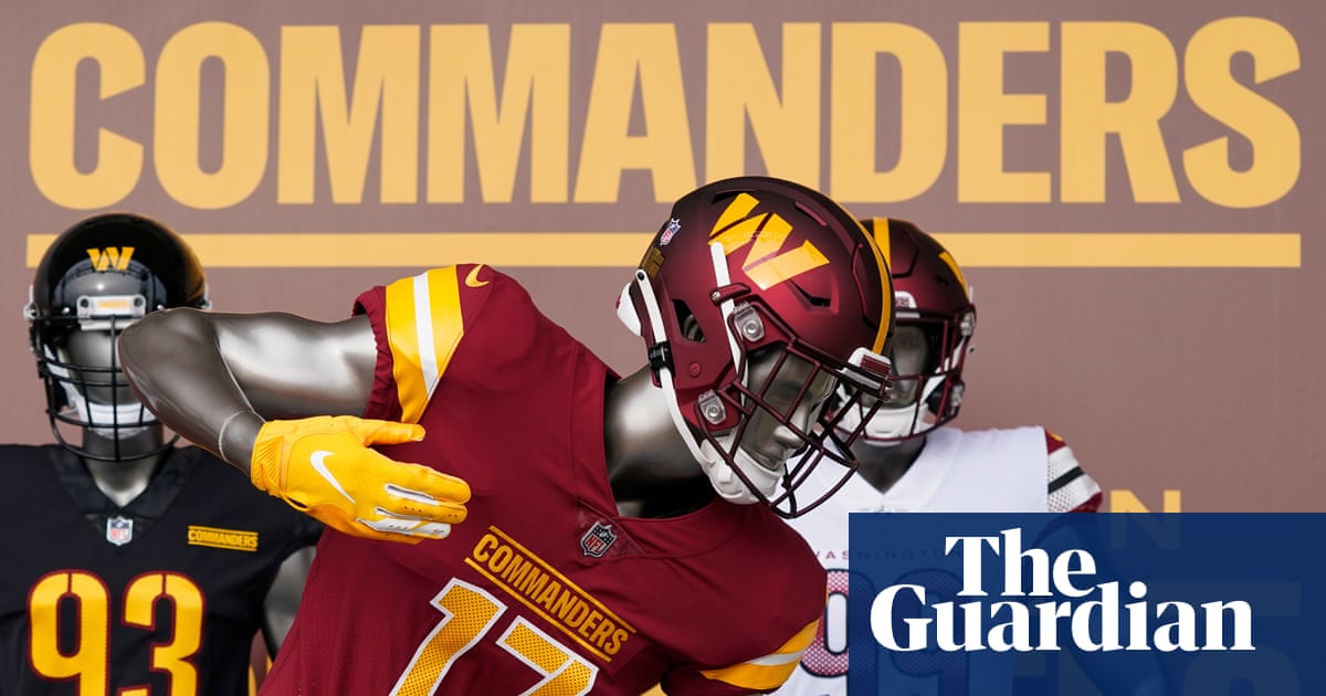 Trump news at a glance: president goes on offensive over NFL and MBL team names