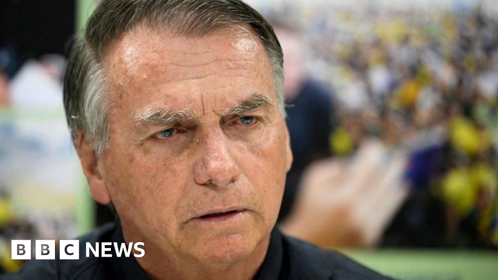 Brazilian Supreme Court justice threatens to arrest Bolsonaro