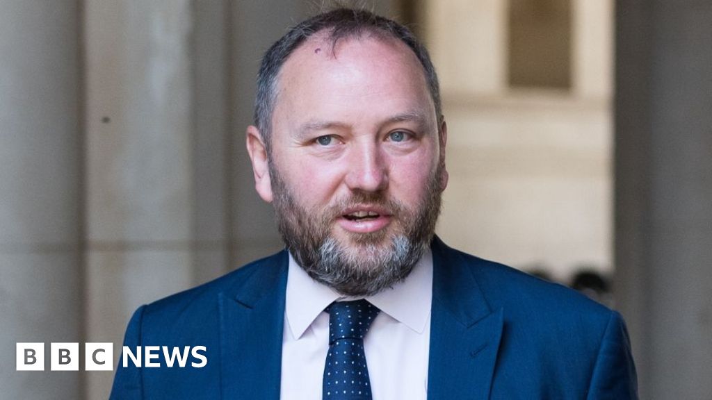 Welfare system will 'explode' without reform, says Murray