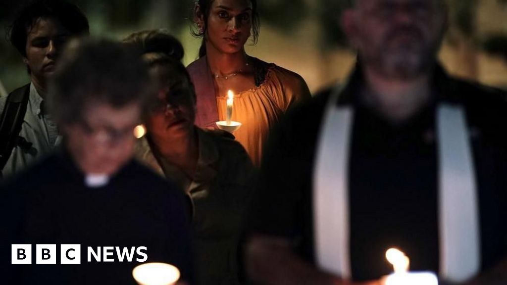 Texas floods death toll climbs to more than 100
