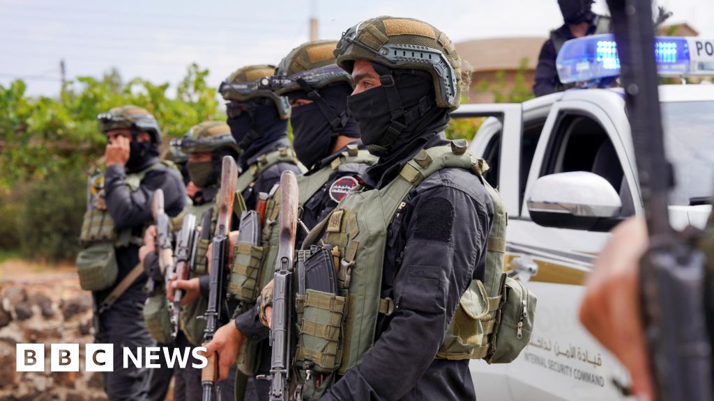 'Cautious calm' reported in southern Syria after week of deadly tribal clashes