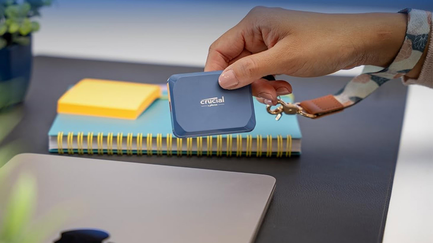 Crucial X10 1TB Portable SSD Press Image