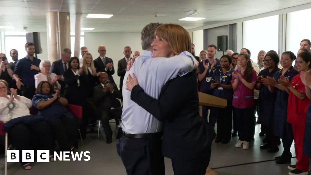 Reeves makes surprise appearance with PM after tears in Parliament