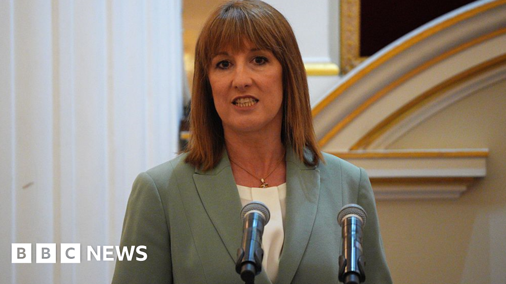 Rachel Reeves: Stop being negative about savers buying shares