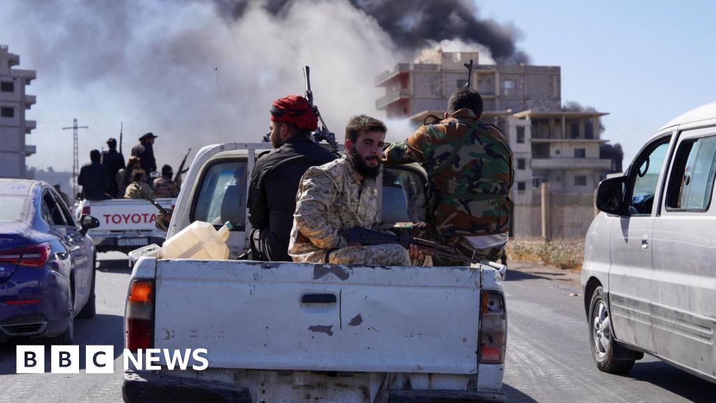 Syria: Israel bombs forces entering Druze city after deadly clashes